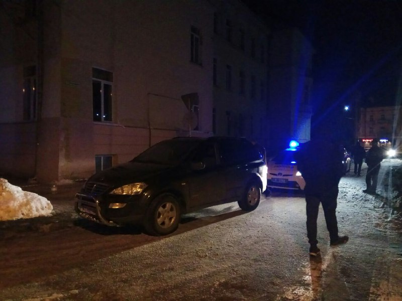 Франківські активісти допомогли патрульним затримати п`яного водія (фото)