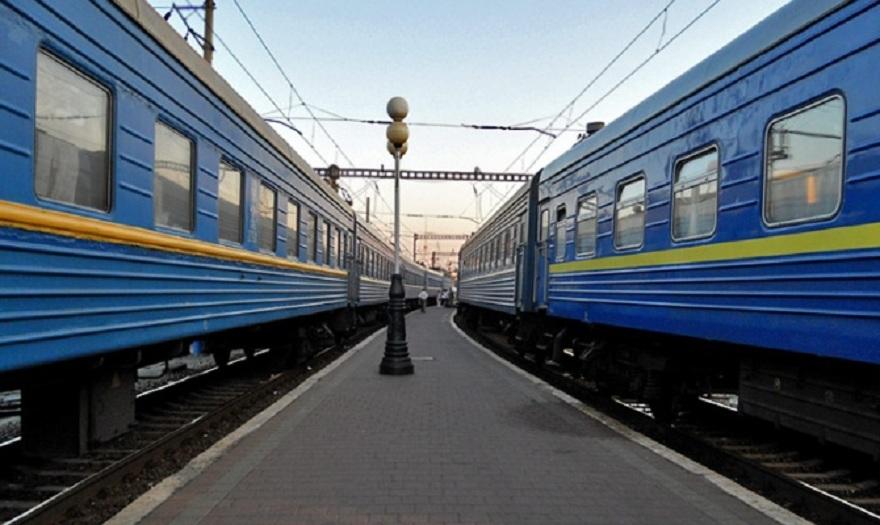 На ці вихідні Івано-Франківськ отримає додаткове залізничне сполучення зі столицею