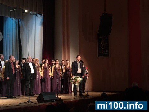 У Івано-Франківській філармонії відбувся концерт з нагоди 100-річчя ЗУНРу (фотофакт)