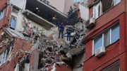 Зруйновано 4 поверхи: у Дніпрі тривають пошукові робити після російського удару по багатоповерхівці