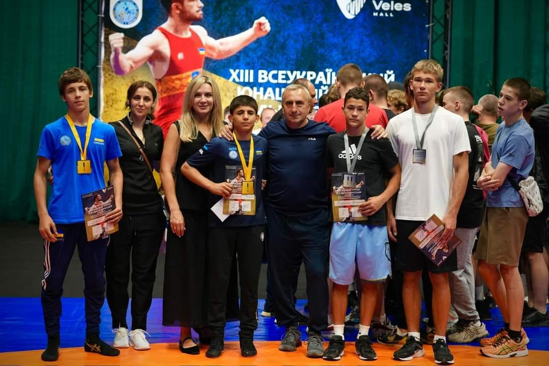 12 спортсменів здобули медалі на Всеукраїнському турнірі з вільної боротьби