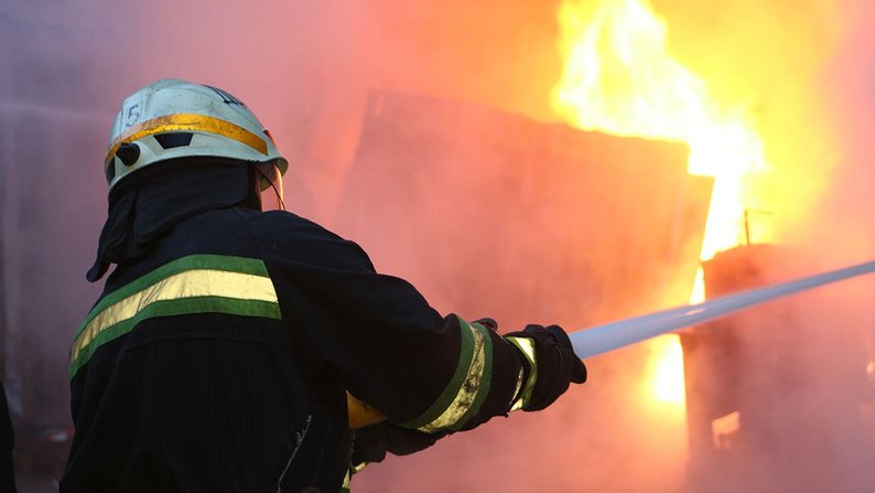 У Франківську горіла квартира у багатоповерхівці