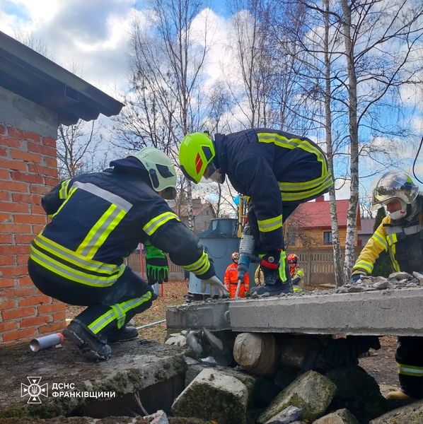 Прикарпатські рятувальники взяли участь у навчаннях у Польщі