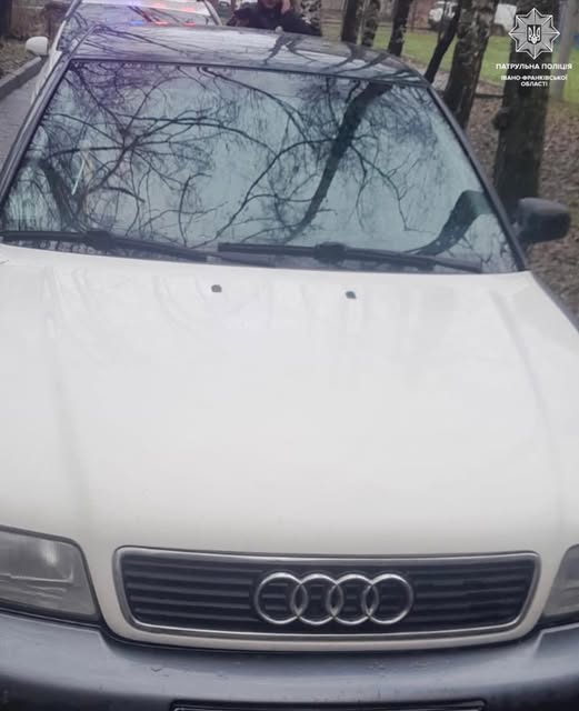 У Франківську виявили водія з, імовірно, підробленими документами