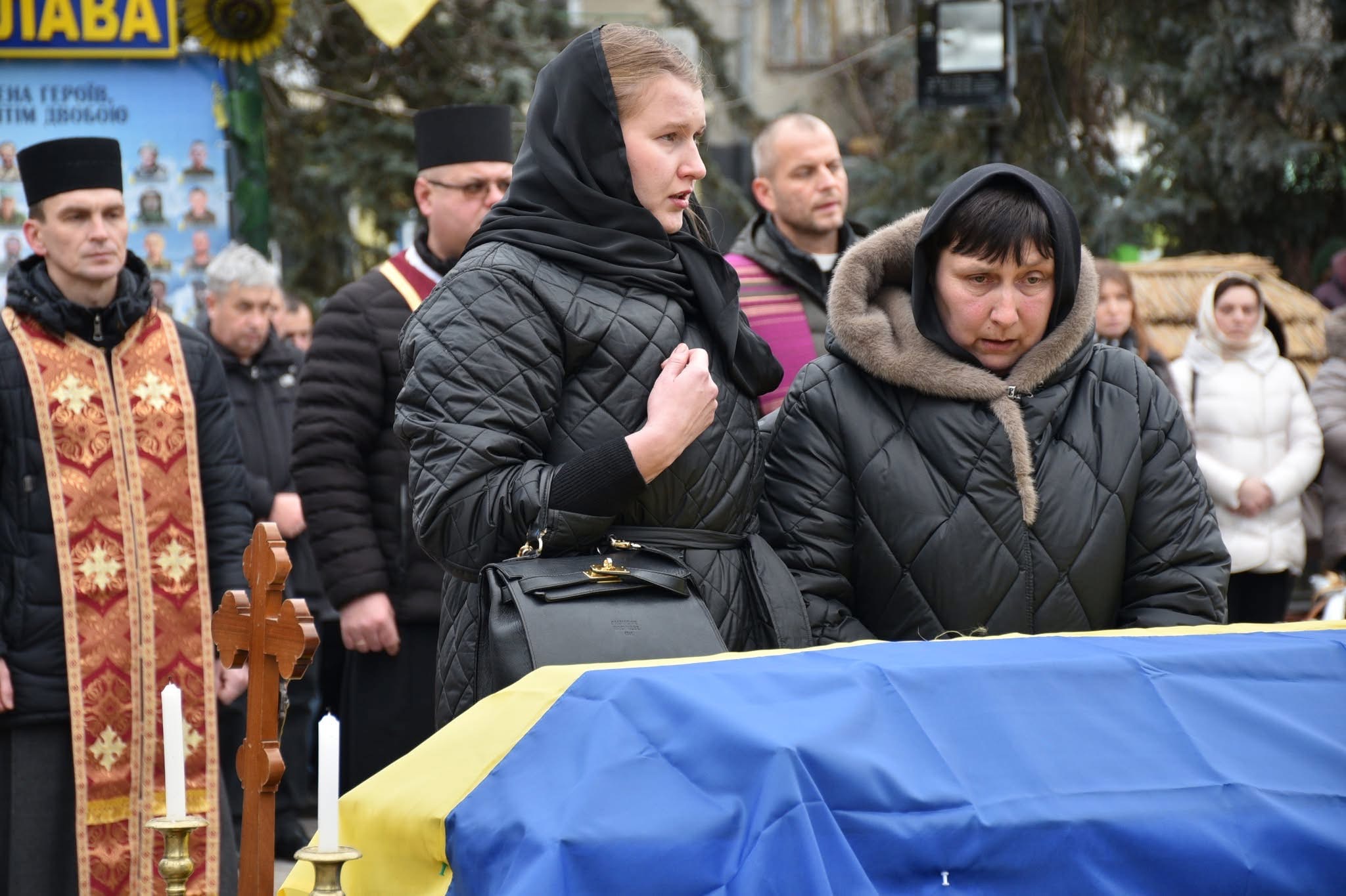 Рогатинщина зустріла загиблого на війні Героя Тараса Гайдея