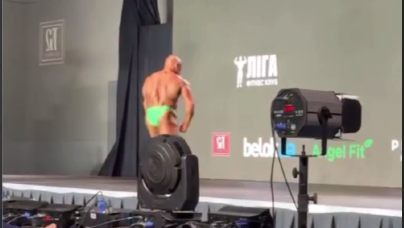 У Львові бодибілдер вийшов на змагання під російську музику. Після обурення його виступ анулювали