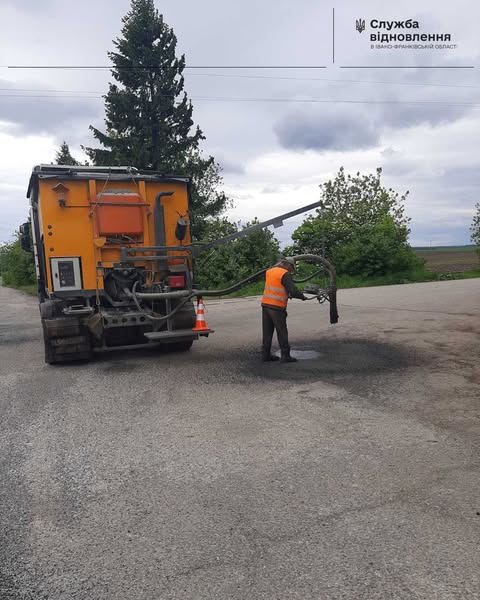 Триває експлуатаційне утримання доріг державного значення на Івано-Франківщині