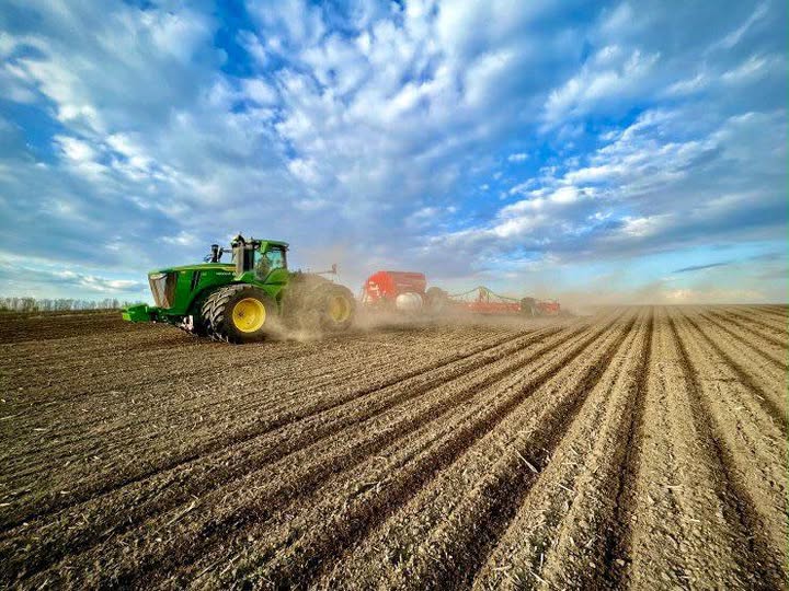 Аграрії Прикарпаття оновлюють техніку завдяки державній програмі «Зроблено в Україні»