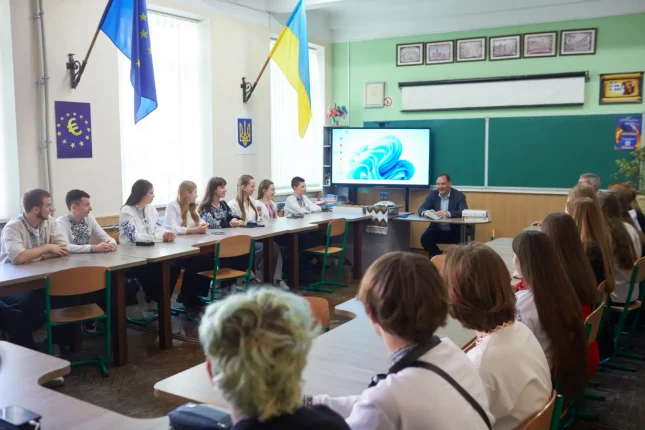 Урок історії з мером: як франківським школярам розповідають про рідне місто