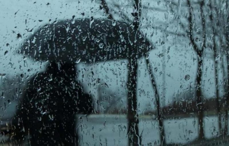 На Прикарпатті 7 травня очікуються дощі та туман: оголошено "жовтий" рівень небезпеки