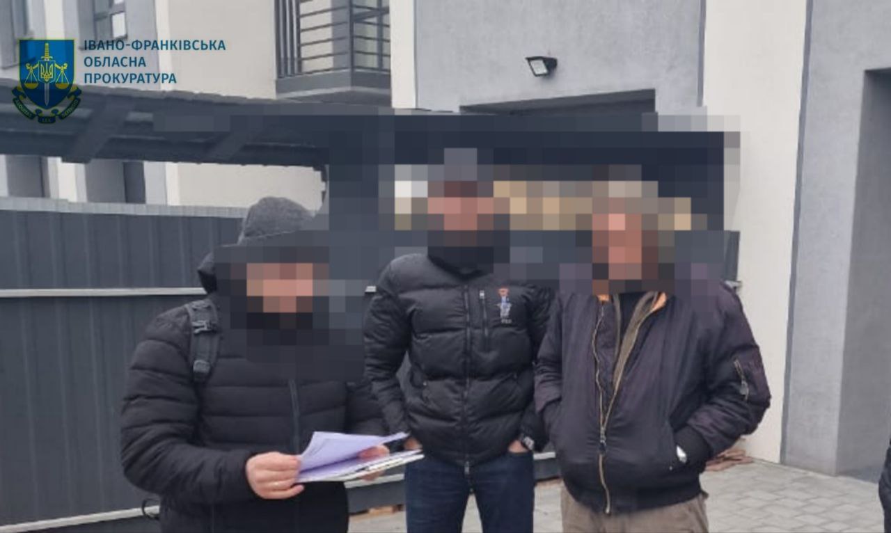 Франківця судитимуть за збут наркотиків у прифронтову зону та зберігання вибухівки