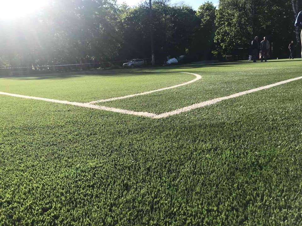 "Тут грали наші діти": мати військових закликає відновити спортмайданчик у Пасічній