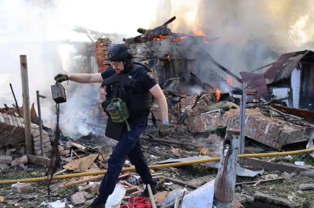 Два ТЦК та житлові будинки постраждали в Полтаві від російських "шахедів"