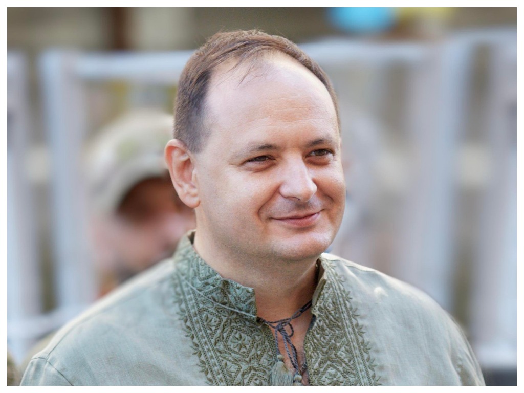 Марцінків розповів про чергову поїздку до військових на фронт: передали понад 500 дронів і авто